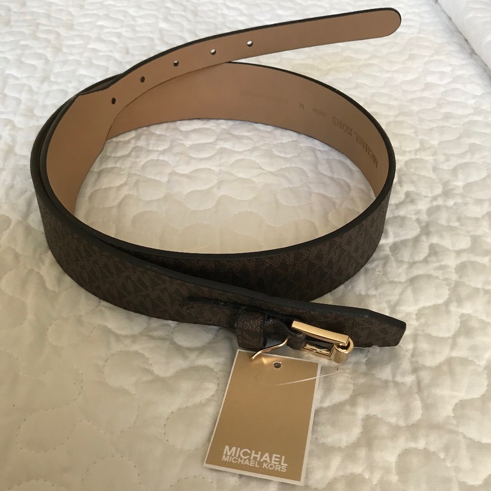 NWT Michael Kors Logo Belt Size M